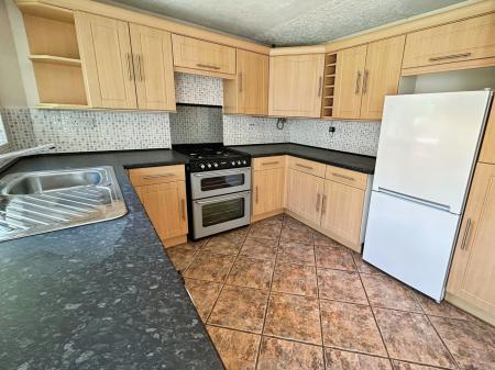 2 bedroom Semi-detached house to let in Cookham Close, Mickleover, Derby, DE3