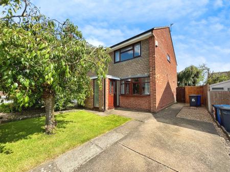 Cookham Close, Mickleover, Derby, DE3