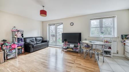 2 bedroom Flat for sale in Parliament Street, Derby, DE22