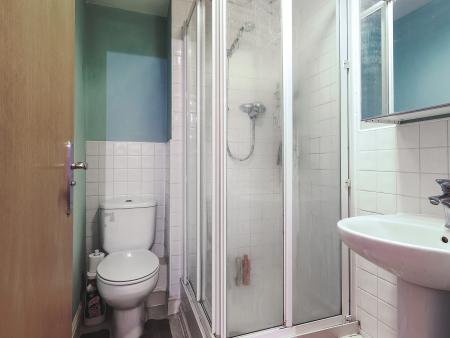 2 bedroom Apartment for sale in Welland Road, Hilton, Derby, DE65