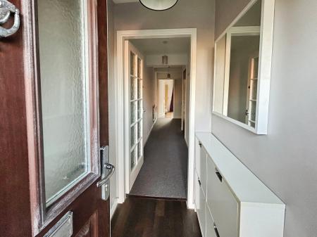 2 bedroom Town house to let in College Mews, Derby, DE1