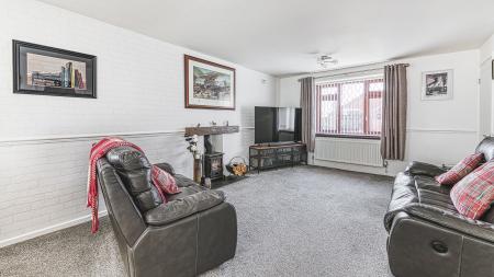 2 bedroom Bungalow for sale in Sunny Bank, Tibshelf, Alfreton, DE55