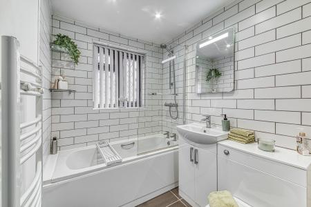 2 bedroom Bungalow for sale in Sunny Bank, Tibshelf, Alfreton, DE55