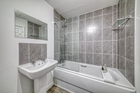 3 bedroom Town house to let in Chilham Way, Boulton Moor, Derby, DE24