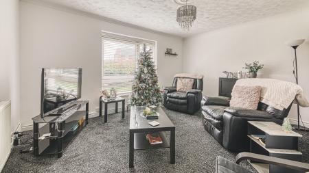2 bedroom Flat for sale in Finchley Avenue, Mackworth, Derby, DE22
