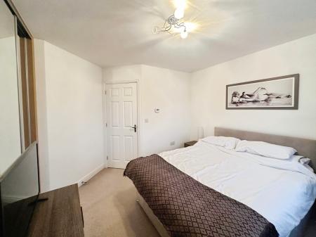 3 bedroom Semi-detached house to let in Richardson Way, Derby, DE22