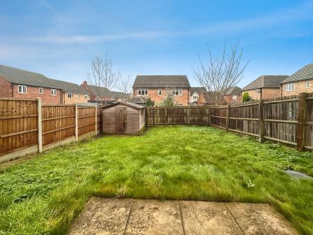 3 bedroom Semi-detached house to let in Richardson Way, Derby, DE22