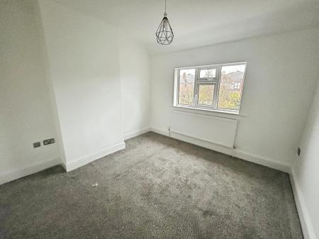 3 bedroom Semi-detached house to let in Brackensdale Avenue, Mackworth, Derby, DE22