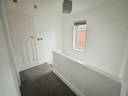 3 bedroom Semi-detached house to let in Brackensdale Avenue, Mackworth, Derby, DE22