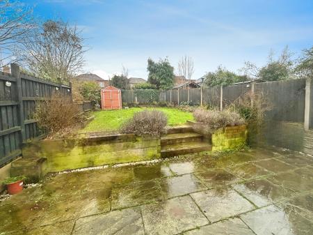 3 bedroom Semi-detached house to let in Brackensdale Avenue, Mackworth, Derby, DE22