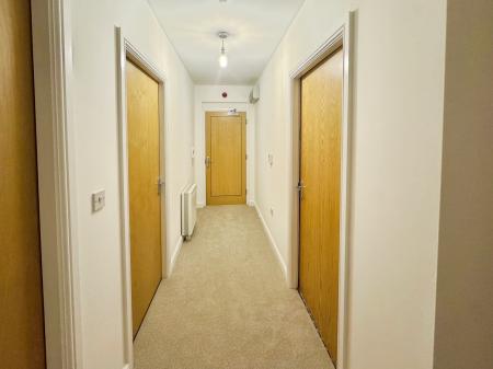 2 bedroom Apartment to let in Thornhill Road, Littleover, Derby, DE23