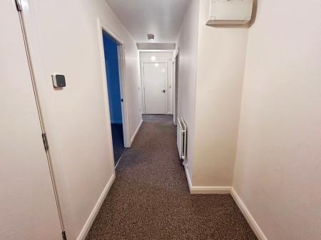 2 bedroom Flat to let in Drage Street, Chester Green, Derby, DE1