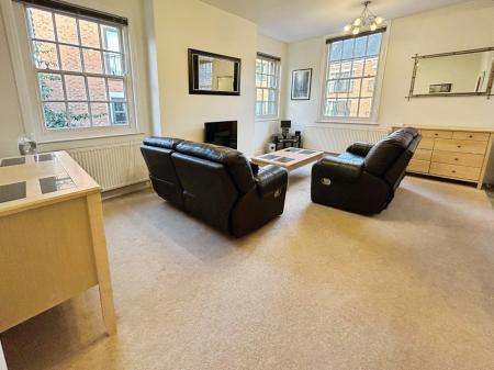 2 bedroom Duplex to let in Ashbourne Road, Derby, DE22