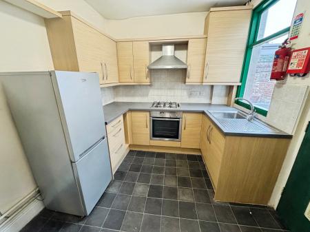 2 bedroom Terraced House for sale in Drewry Lane, City Centre, Derby, DE22