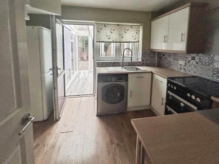 1 bedroom Terraced House to let in Seagrave Close, Oakwood, Derby, DE21