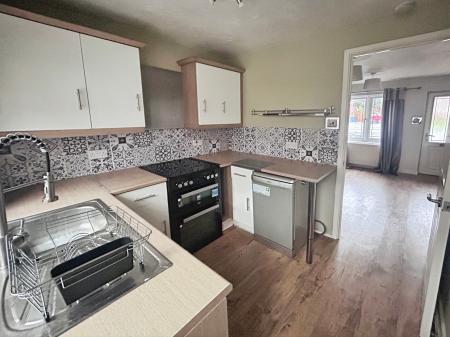 1 bedroom Terraced House to let in Seagrave Close, Oakwood, Derby, DE21