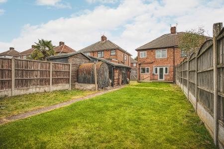 3 bedroom Semi-detached house to let in Buxton Road, Chaddesden, Derby, DE21