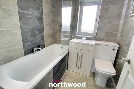 2 bedroom Semi-detached house to let in Brampton Lane, Armthorpe, Doncaster, DN3