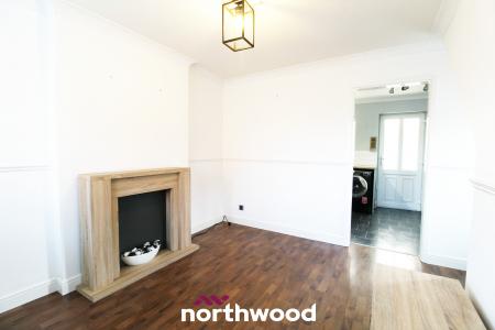 2 bedroom Semi-detached house to let in Brampton Lane, Armthorpe, Doncaster, DN3
