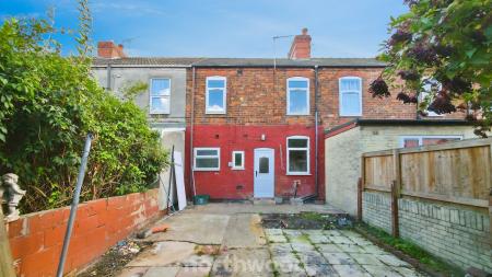 3 bedroom Terraced House to let in Kings Terrace, Askern, Doncaster, DN6