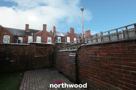 2 bedroom Terraced House to let in Melville Avenue, Balby, Doncaster, DN4