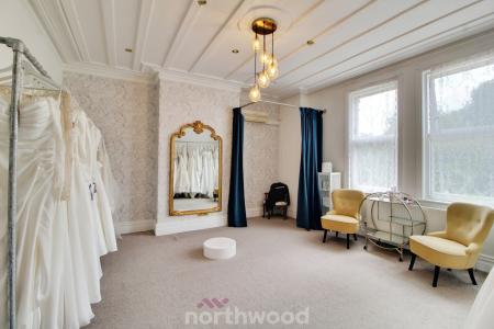 0 bedroom Commercial Property to let in Thorne Road, Doncaster, DN1