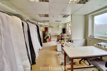 0 bedroom Commercial Property to let in Thorne Road, Doncaster, DN1