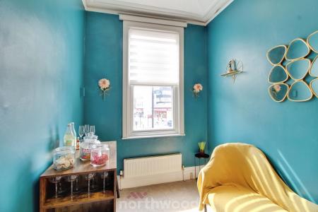 0 bedroom Commercial Property to let in Thorne Road, Doncaster, DN1