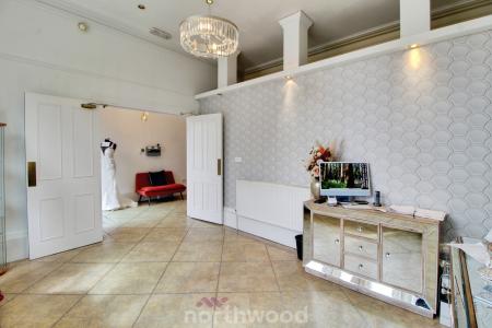 0 bedroom Commercial Property to let in Thorne Road, Doncaster, DN1