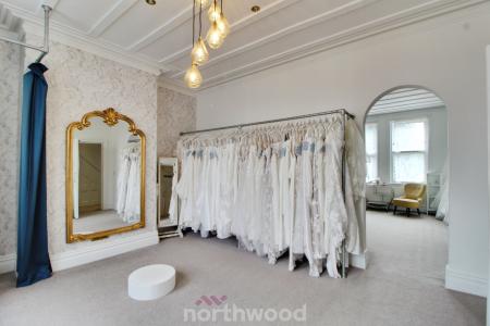 0 bedroom Commercial Property to let in Thorne Road, Doncaster, DN1