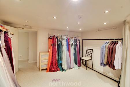 0 bedroom Commercial Property to let in Thorne Road, Doncaster, DN1