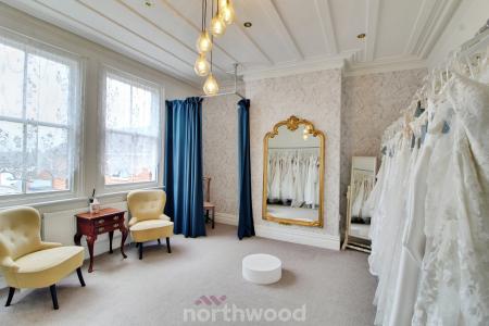 0 bedroom Commercial Property to let in Thorne Road, Doncaster, DN1