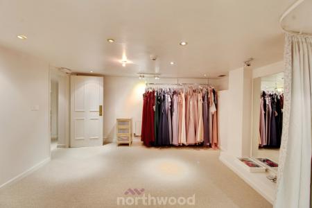 0 bedroom Commercial Property to let in Thorne Road, Doncaster, DN1