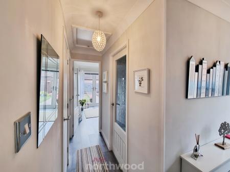 2 bedroom Semi-detached bungalow for sale in Ash Dale Road, Warmsworth, Doncaster, DN4