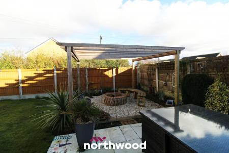 3 bedroom Detached bungalow for sale in Barton Lane, Armthorpe, Doncaster, DN3