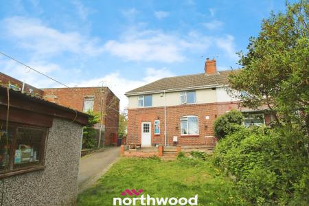 5 bedroom Semi-detached house for sale in Carr House Road, Belle Vue, Doncaster, DN4