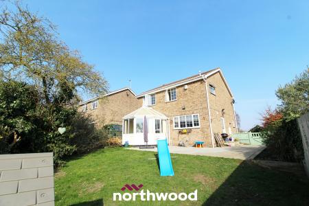 4 bedroom Detached house for sale in Cedar Walk, Campsall, Doncaster, DN6