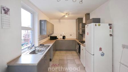 3 bedroom Terraced House for sale in Clarence Avenue, Balby, Doncaster, DN4