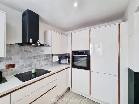 3 bedroom Detached house for sale in Fair Holme View, Armthorpe, Doncaster, DN3