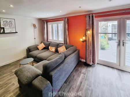 3 bedroom Detached house for sale in Fair Holme View, Armthorpe, Doncaster, DN3