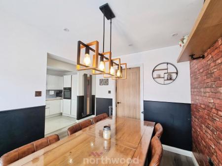 3 bedroom Detached house for sale in Fair Holme View, Armthorpe, Doncaster, DN3