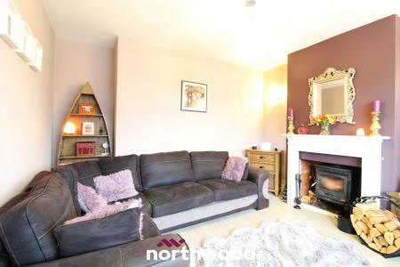 4 bedroom Semi-detached house for sale in Grove Vale, Wheatley Hills, Doncaster, DN2