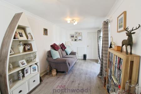 4 bedroom Semi-detached house for sale in Marlborough Road, Town Moor, Doncaster, DN2