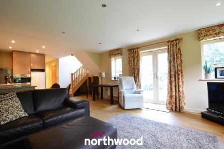 2 bedroom Mews house for sale in Milestone Court, Bessacarr, Doncaster, DN4