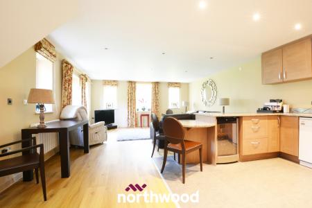 2 bedroom Mews house for sale in Milestone Court, Bessacarr, Doncaster, DN4