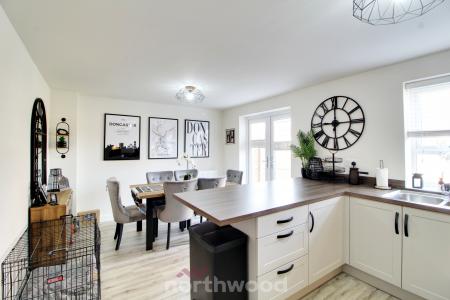 4 bedroom Detached house for sale in Oxbow Drive, Wheatley, Doncaster, DN2