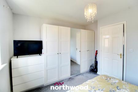 2 bedroom Terraced House for sale in Parkgate, Goldthorpe, S63