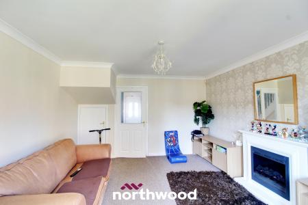 2 bedroom Terraced House for sale in Parkgate, Goldthorpe, S63