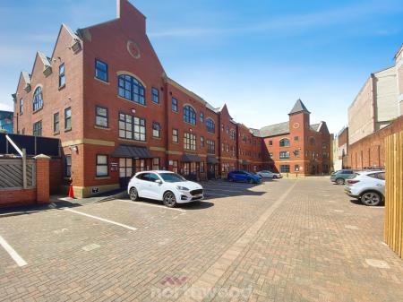 1 bedroom Flat for sale in Portland Place, Doncaster, DN1