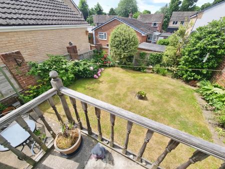 2 bedroom Detached house for sale in Riverside Drive, Sprotbrough, Doncaster, DN5